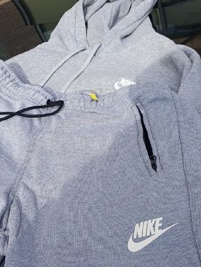 Nike Combo- Hoodie & Joggers Set Hoodie Xl Shorts New With Clearance Tag Large